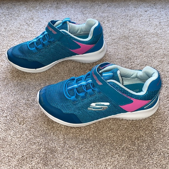 Sketchers teal slip on sneakers, size 2 youth - Picture 3 of 7